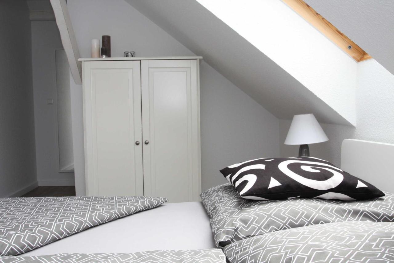 Ferienwohnung Bauhausblick デッサウ エクステリア 写真